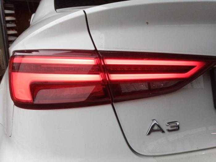 Audi A3 Limousine 1.5 TFSI 16V Skrotfordon (2019, WIT)