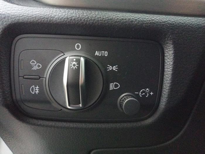 Audi A3 Limousine 1.5 TFSI 16V Skrotfordon (2019, WIT)