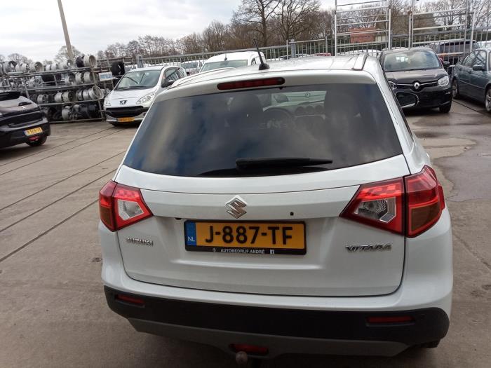 Suzuki Vitara 1.4 S Turbo 16V Sloopvoertuig (2017, Wit)