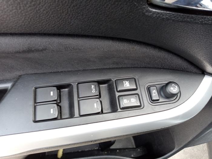 Suzuki Vitara 1.4 S Turbo 16V Sloopvoertuig (2017, Wit)