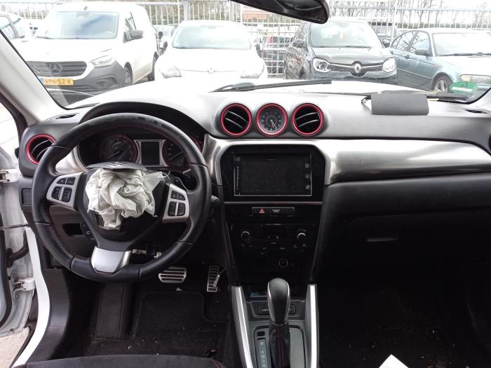 Suzuki Vitara 1.4 S Turbo 16V Sloopvoertuig (2017, Wit)