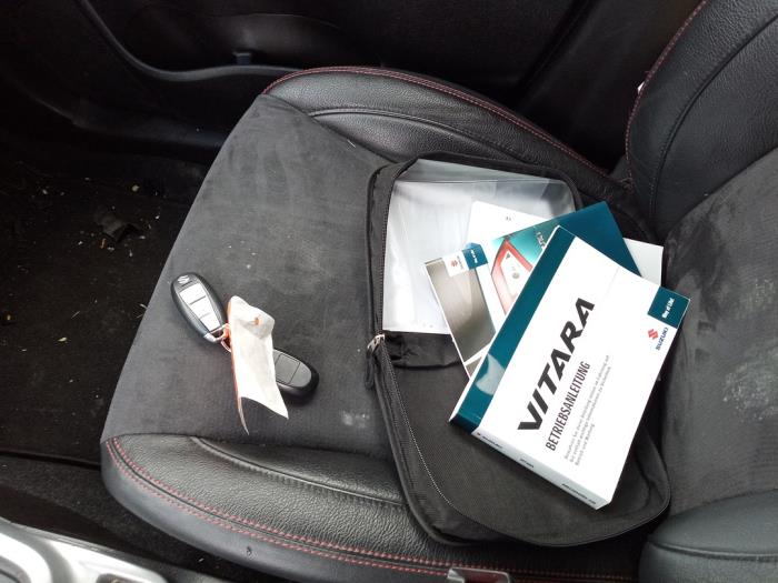 Suzuki Vitara 1.4 S Turbo 16V Sloopvoertuig (2017, Wit)