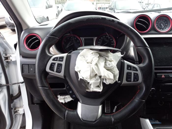 Suzuki Vitara 1.4 S Turbo 16V Sloopvoertuig (2017, Wit)