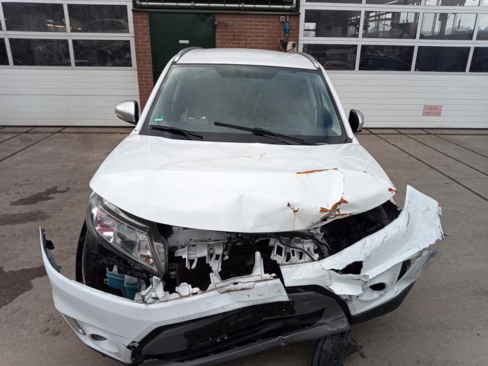 Suzuki Vitara 1.4 S Turbo 16V Sloopvoertuig (2017, Wit)