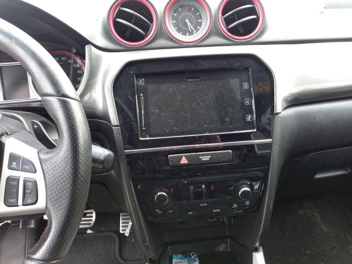 Suzuki Vitara 1.4 S Turbo 16V Sloopvoertuig (2017, Wit)