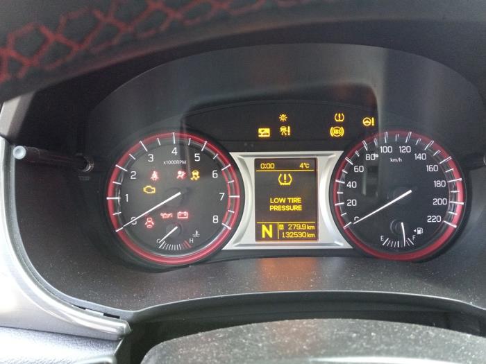 Suzuki Vitara 1.4 S Turbo 16V Sloopvoertuig (2017, Wit)