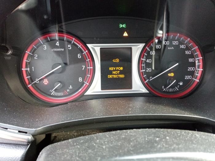 Suzuki Vitara 1.4 S Turbo 16V Sloopvoertuig (2017, Wit)