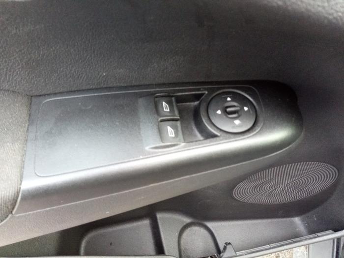 Ford Transit Courier 1.5 TDCi 75 Sloopvoertuig (2019, Zwart)