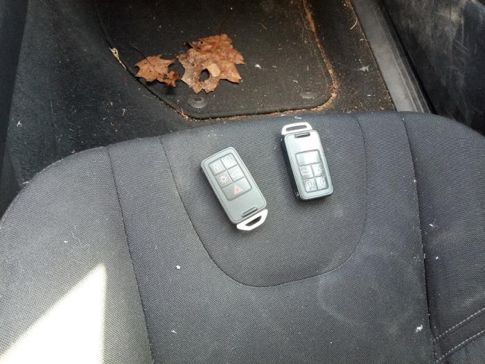 Volvo V40 1.6 T3 GTDi 16V Sloopvoertuig (2012, Zwart)