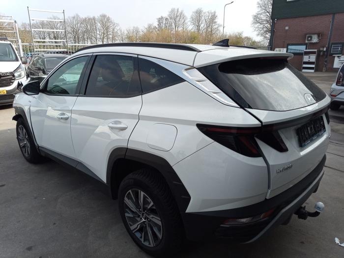Hyundai Tucson 1.6 T-GDI Hybrid 48V Sloopvoertuig (2022, Wit)