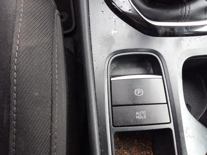 Hyundai Tucson 1.6 T-GDI Hybrid 48V Sloopvoertuig (2022, Wit)