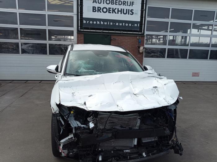 Hyundai Tucson 1.6 T-GDI Hybrid 48V Sloopvoertuig (2022, Wit)