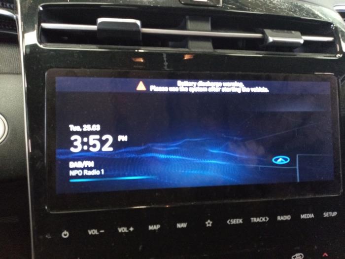 Hyundai Tucson 1.6 T-GDI Hybrid 48V Sloopvoertuig (2022, Wit)