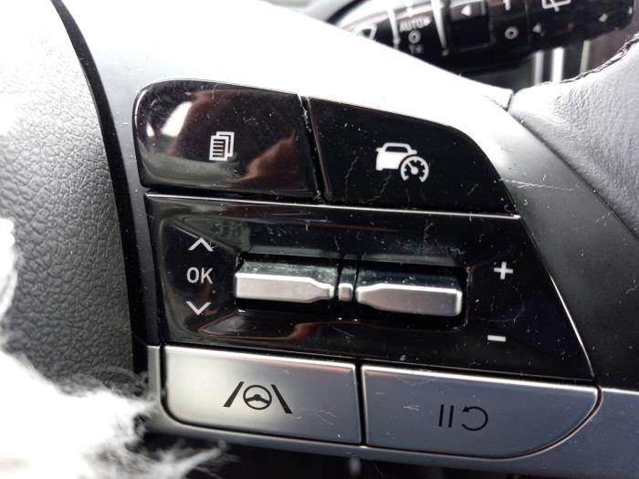 Hyundai Tucson 1.6 T-GDI Hybrid 48V Sloopvoertuig (2022, Wit)