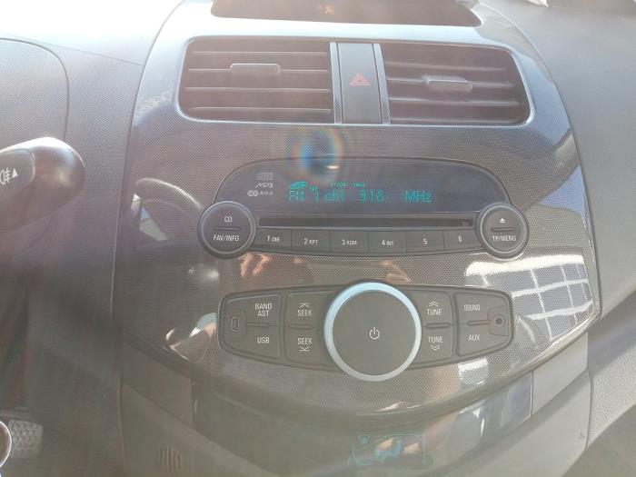 Chevrolet Spark 1.2 16V Samochód złomowany (2010, Niebieski)