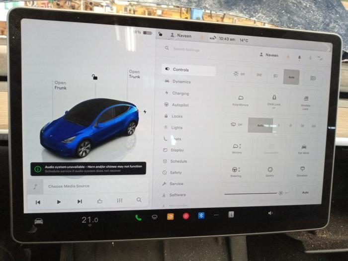 Tesla Model Y RWD Skrotfordon (2024, BLAUW)