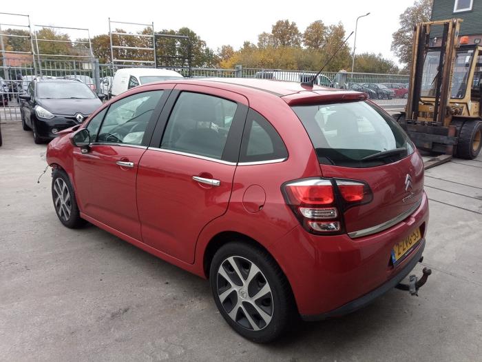 Citroen C3 1.2 VTi 82 12V Sloopvoertuig (2015, Rood)