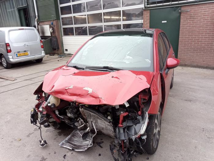 Citroen C3 1.2 VTi 82 12V Sloopvoertuig (2015, Rood)