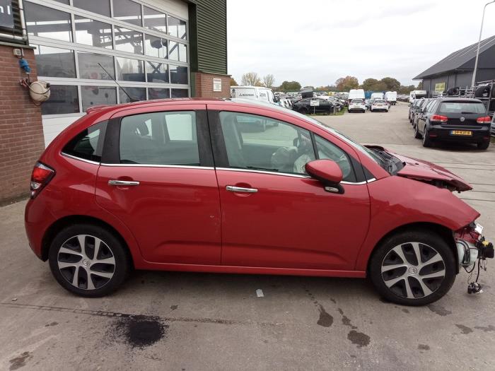 Citroen C3 1.2 VTi 82 12V Sloopvoertuig (2015, Rood)