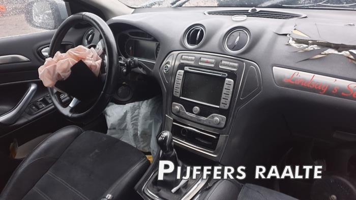 Ford Mondeo IV 2.0 16V Flexifuel Skrotfordon (2009, GRIJS)