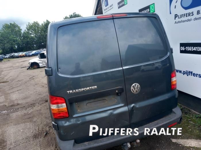 Volkswagen Transporter T5 2.5 TDi PF Samochód złomowany (2007, Metalik, Szary)