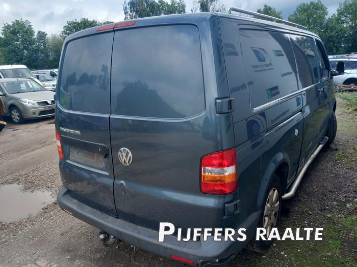 Volkswagen Transporter T5 2.5 TDi PF Samochód złomowany (2007, Metalik, Szary)