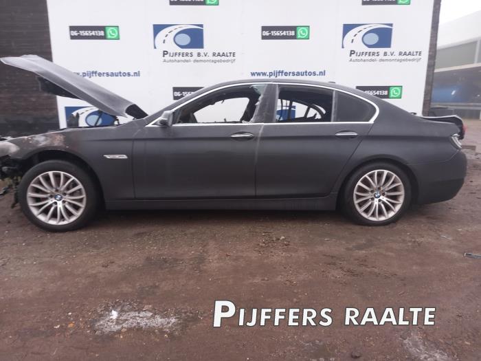 BMW 5 serie 535d xDrive 24V Skrotfordon (2013, GRIJS)