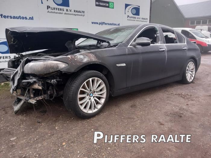 BMW 5 serie 535d xDrive 24V Skrotfordon (2013, GRIJS)