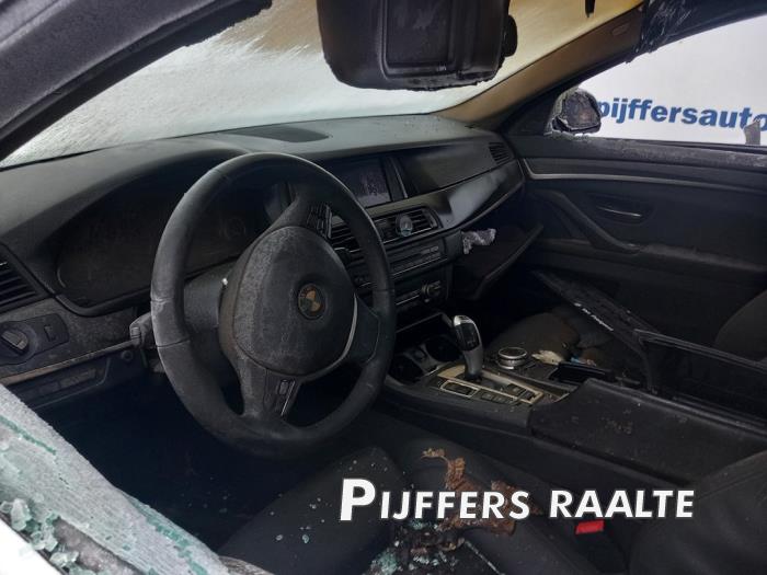 BMW 5 serie 535d xDrive 24V Skrotfordon (2013, GRIJS)