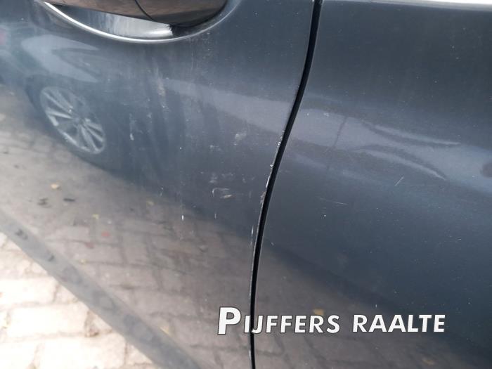 Opel Astra K Sports Tourer 1.0 Turbo 12V Samochód złomowany (2016, Szary)