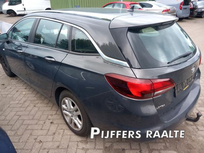 Opel Astra K Sports Tourer 1.0 Turbo 12V Samochód złomowany (2016, Szary)
