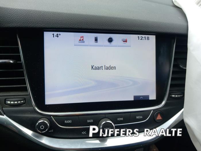 Opel Astra K Sports Tourer 1.0 Turbo 12V Samochód złomowany (2016, Szary)