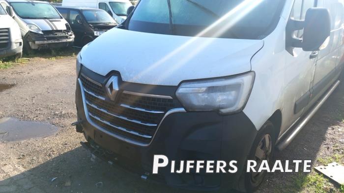 Renault Master III 2.3 dCi 135 16V FWD Skrotfordon (2021, BLANC MINERAL)