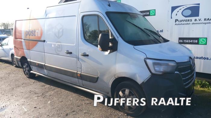 Renault Master III 2.3 dCi 135 16V FWD Skrotfordon (2021, BLANC MINERAL)