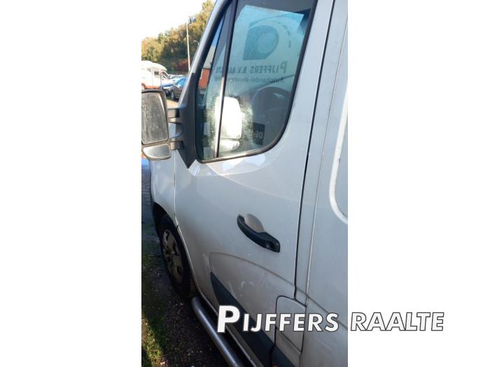 Renault Master III 2.3 dCi 135 16V FWD Skrotfordon (2021, BLANC MINERAL)