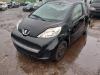 Peugeot 107 1.0 12V Skrotfordon (2011, ZWART)