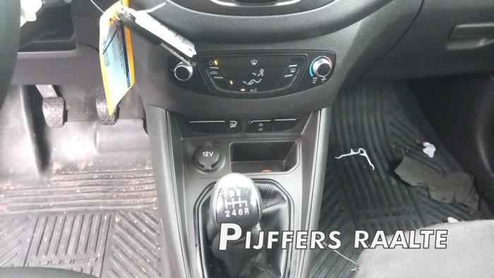 Ford Transit Courier 1.5 EcoBlue Sloopvoertuig (2021, Roze, Wit)