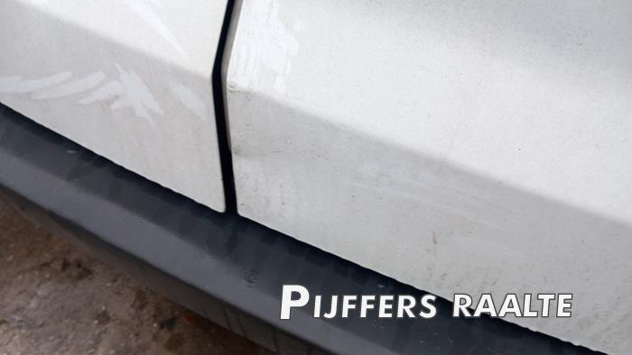 Ford Transit Courier 1.5 EcoBlue Sloopvoertuig (2021, Roze, Wit)