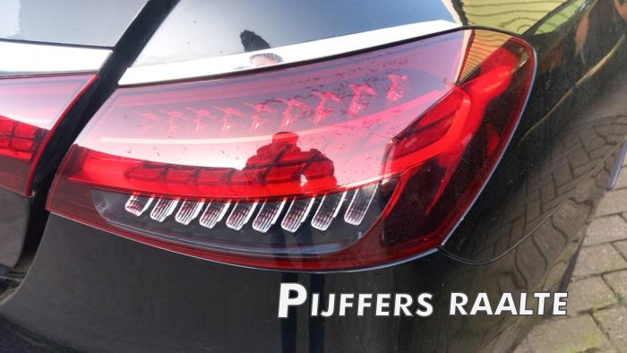 Mercedes E E-220d 2.0 Turbo 16V Sloopvoertuig (2021, Zwart)