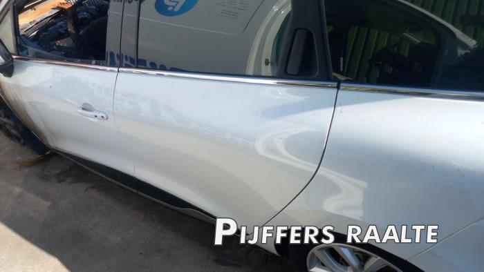 Renault Clio IV Estate/Grandtour 0.9 Energy TCE 90 12V Sloopvoertuig (2019, Wit)