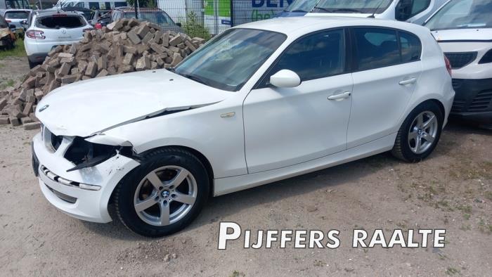 BMW 1 serie 116i 1.6 16V Skrotfordon (2008, WIT)