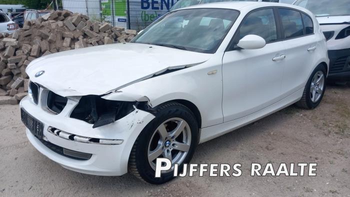 BMW 1 serie 116i 1.6 16V Skrotfordon (2008, WIT)