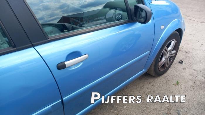 Citroen C3 1.6 16V Skrotfordon (2003, BLAUW)