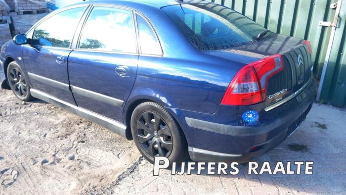 Citroen C5 II Berline 2.0 16V Skrotfordon (2006, BLAUW)
