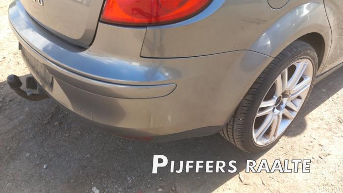 Seat Toledo 2.0 FSI 16V Sloopvoertuig (2005, Grijs)