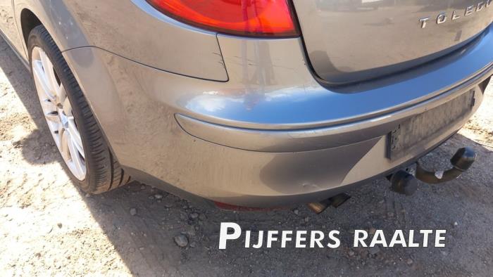 Seat Toledo 2.0 FSI 16V Sloopvoertuig (2005, Grijs)