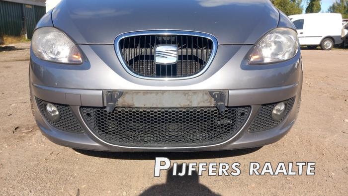 Seat Toledo 2.0 FSI 16V Sloopvoertuig (2005, Grijs)