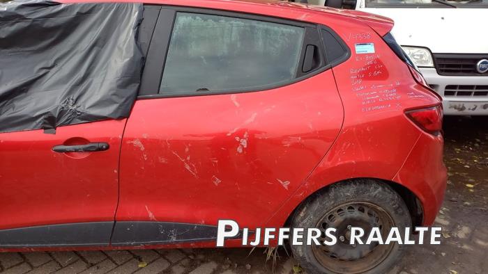 Renault Clio IV 0.9 Energy TCE 90 12V Skrotfordon (2018, ROOD)