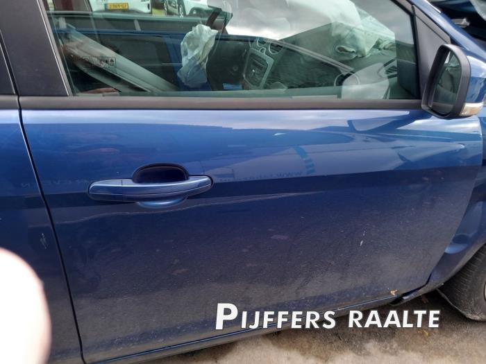 Ford Focus 2 Wagon 1.6 16V Sloopvoertuig (2010, Blauw)