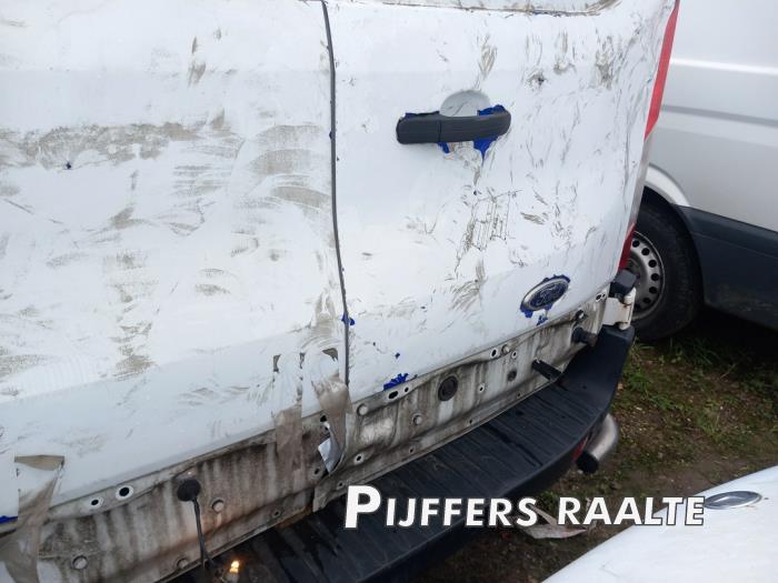 Ford Transit 2.0 TDCi 16V Eco Blue 130 RWD Sloopvoertuig (2022, Roze, Wit)